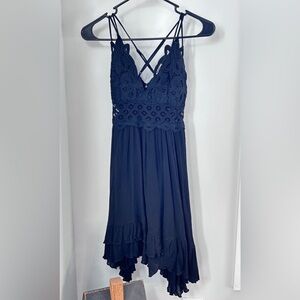 Fashion Nova - (XS) Elegant Black Lace Dress